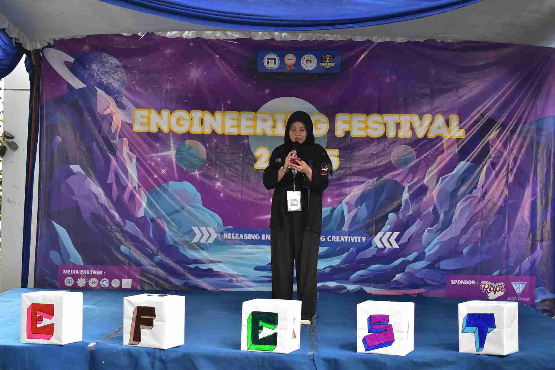 Pembacaan tata tertib dan kategori penilaian Engineering Show Tallent